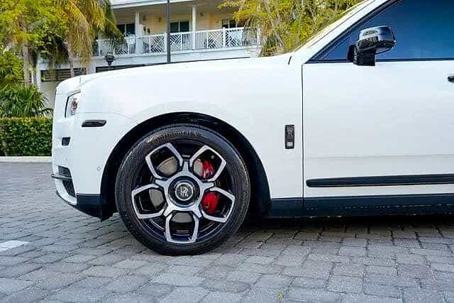 2023 Rolls-Royce Cullinan - Photo 3