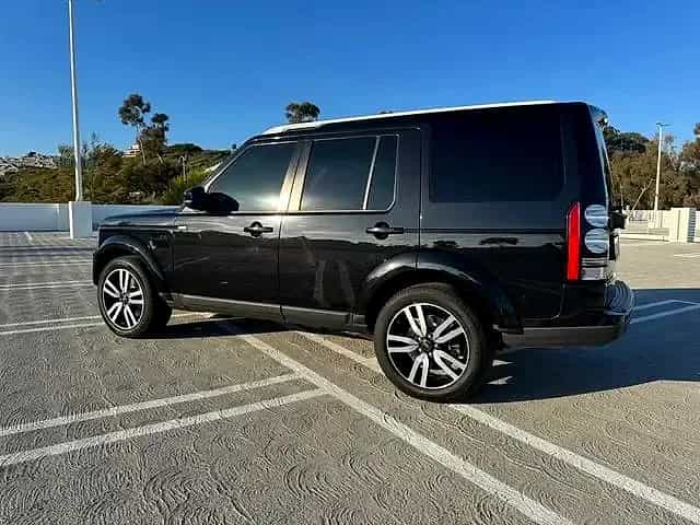 2016 Land Rover LR4 HSE - Photo 3