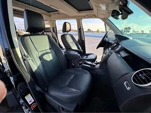 2016 Land Rover LR4 HSE - Photo 5