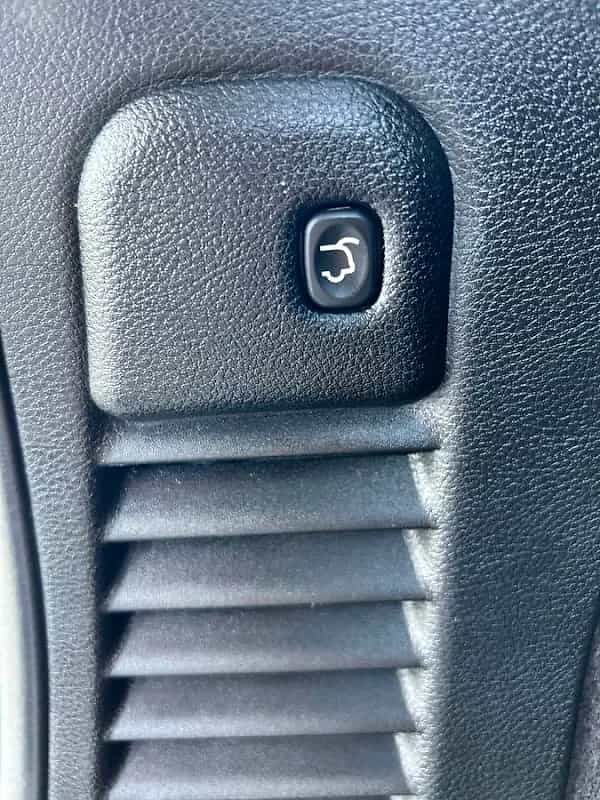 2015 Jeep Grand Cherokee Overland - Photo 3