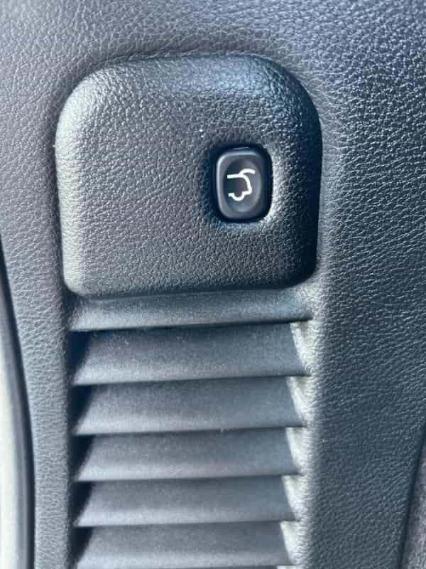 2015 Jeep Grand Cherokee Overland - Photo 3