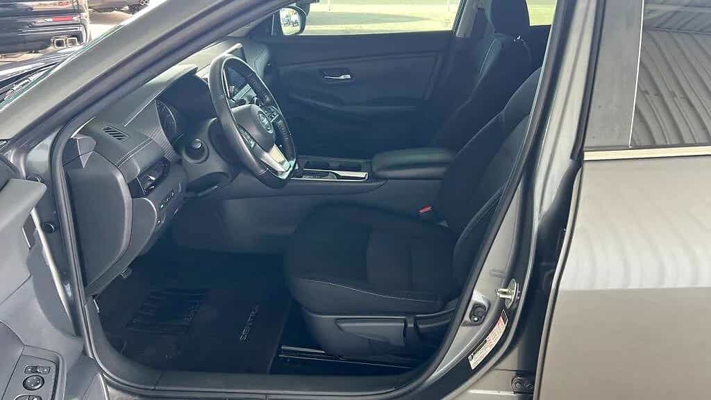 2022 Nissan Sentra - Photo 5