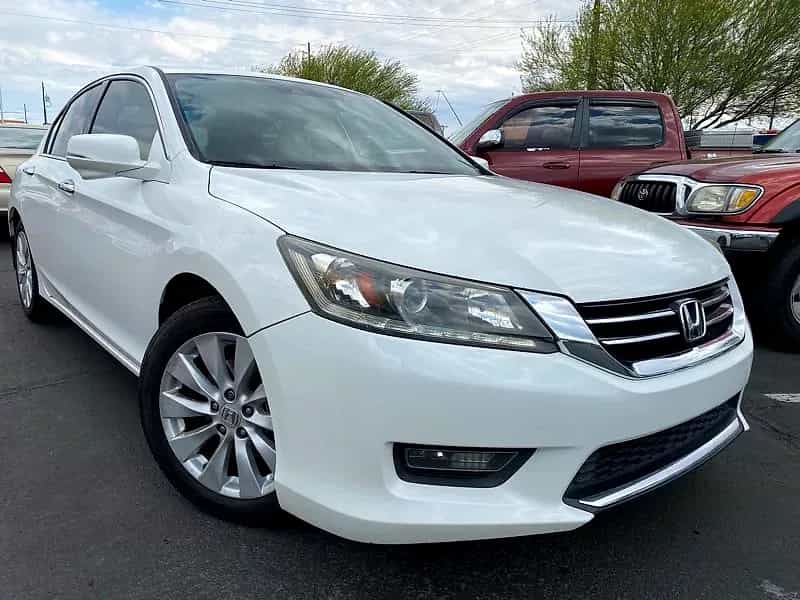 2015 Honda Accord - Photo 2