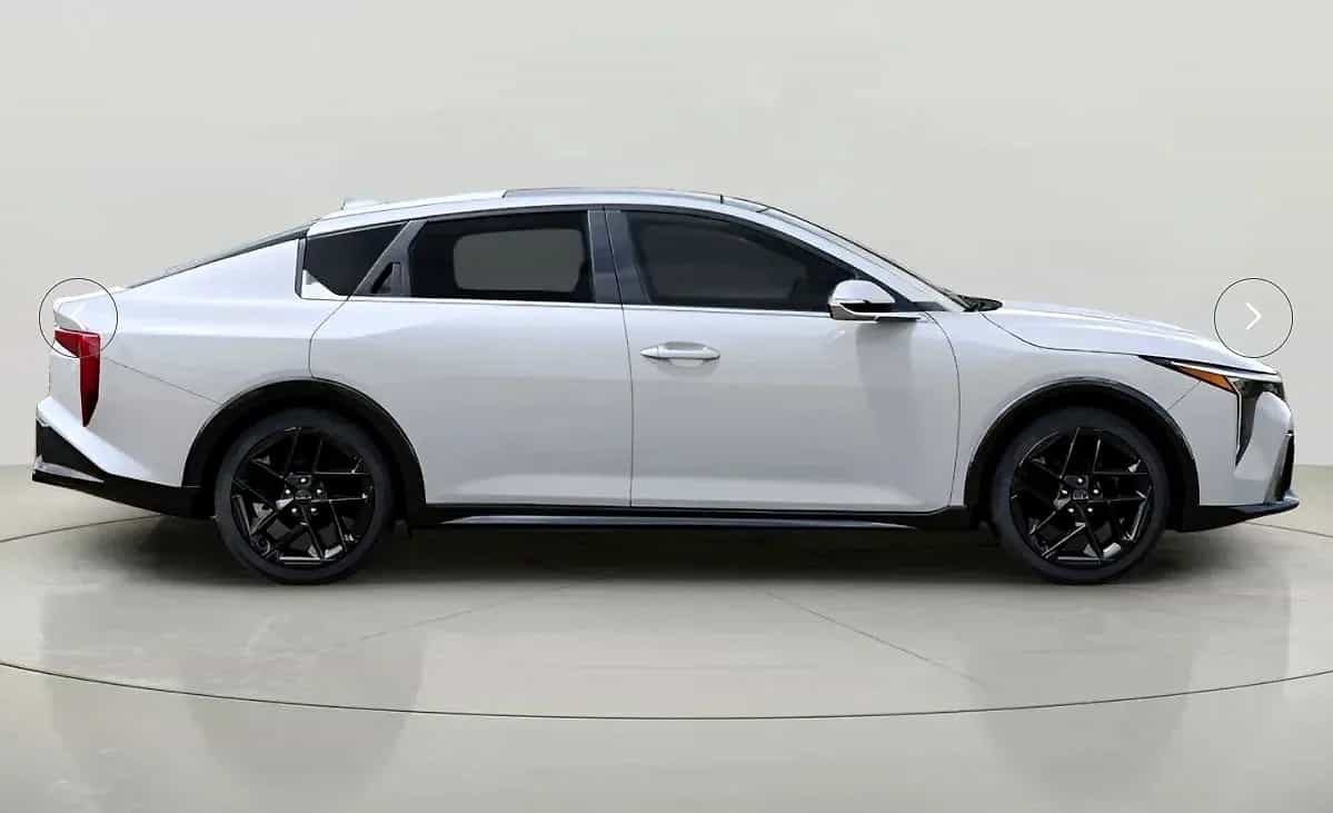 2025 Kia K4 - Photo 3