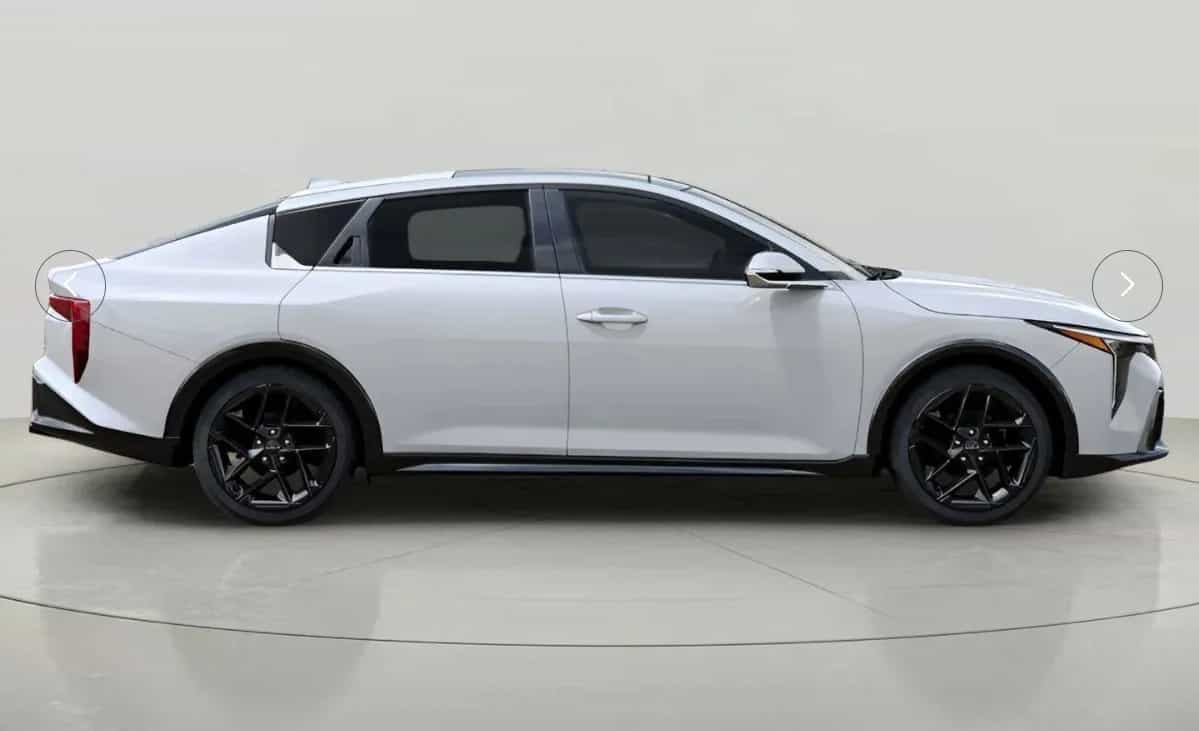 2025 Kia K4 - Photo 3