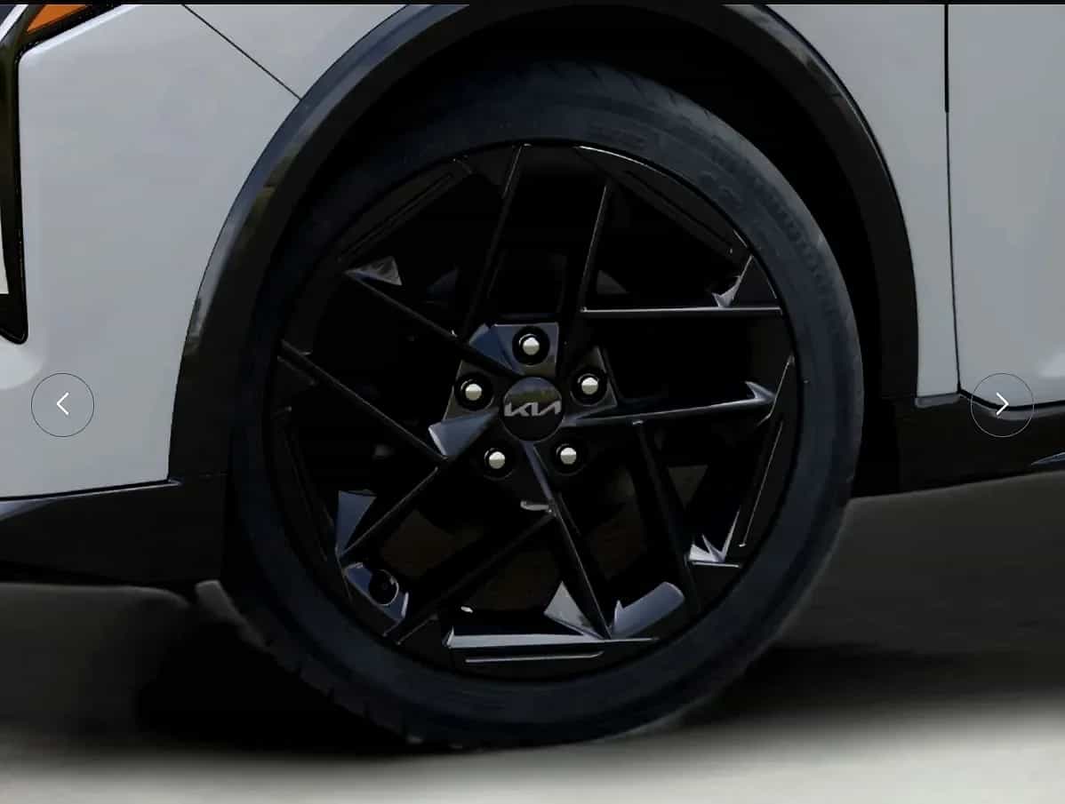 2025 Kia K4 - Photo 4