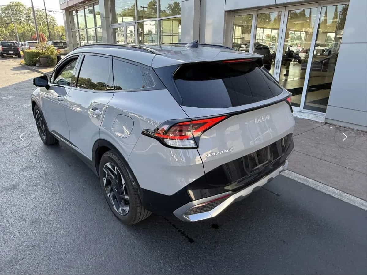 2023 Kia Sportage - Photo 3