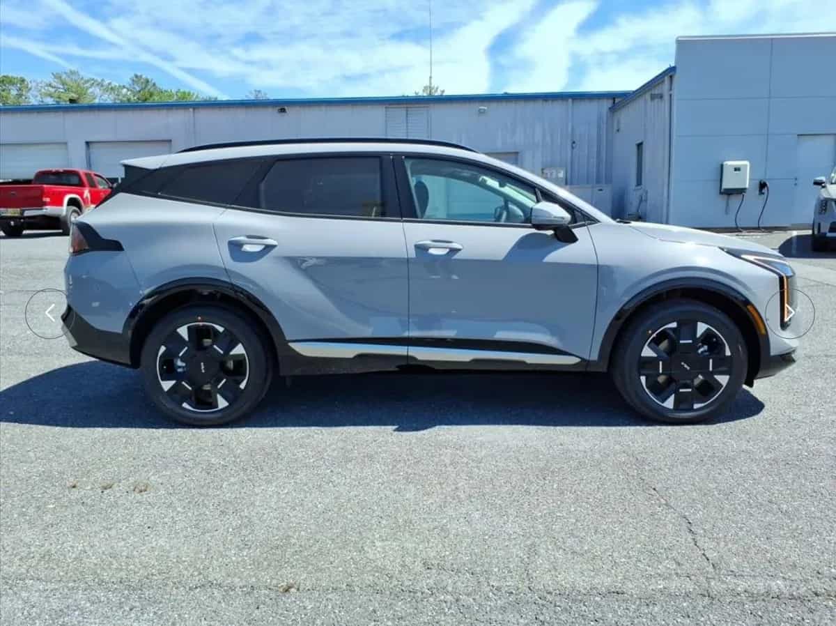 2026 Kia Sportage - Photo 3