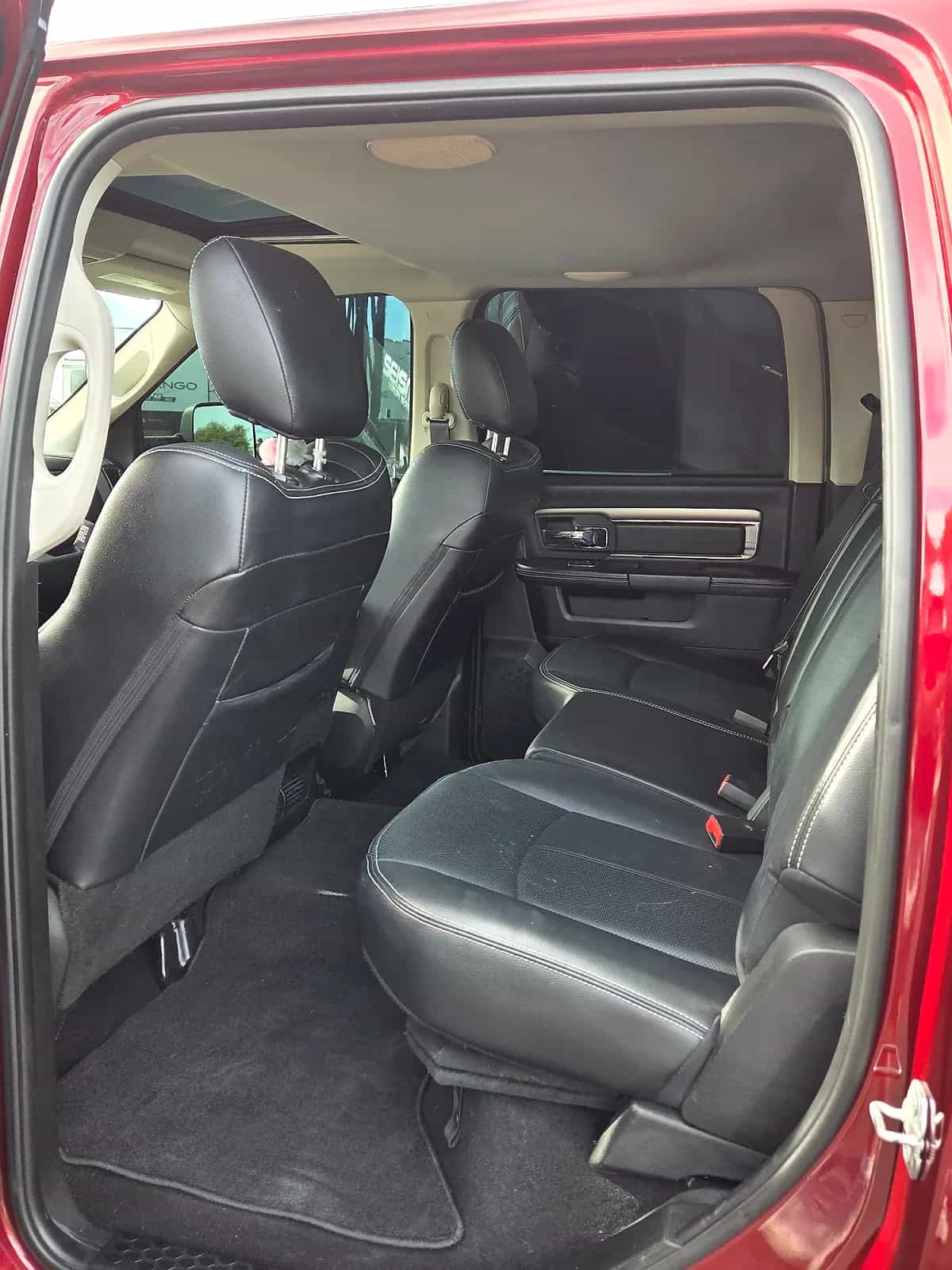 2018 RAM 3500 - Photo 5
