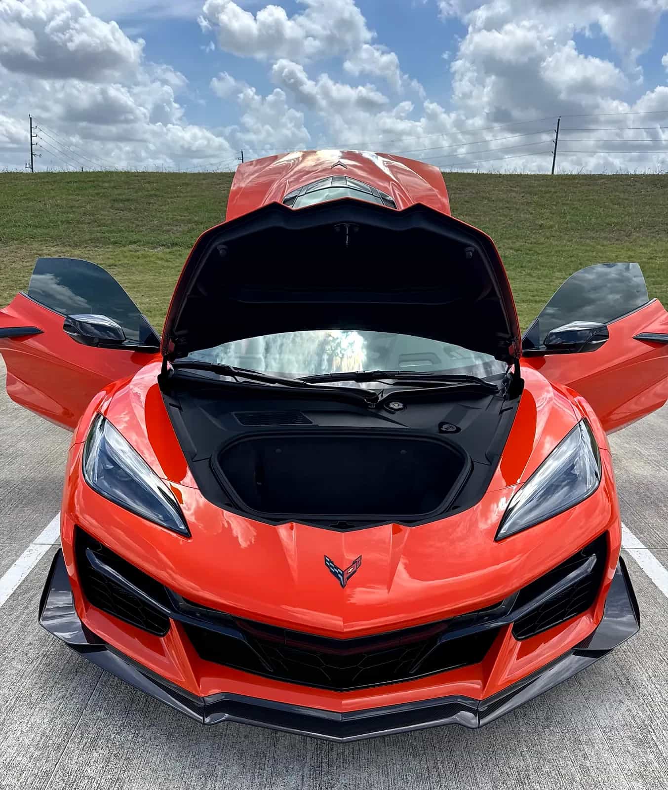 2025 Chevrolet Corvette - Photo 4