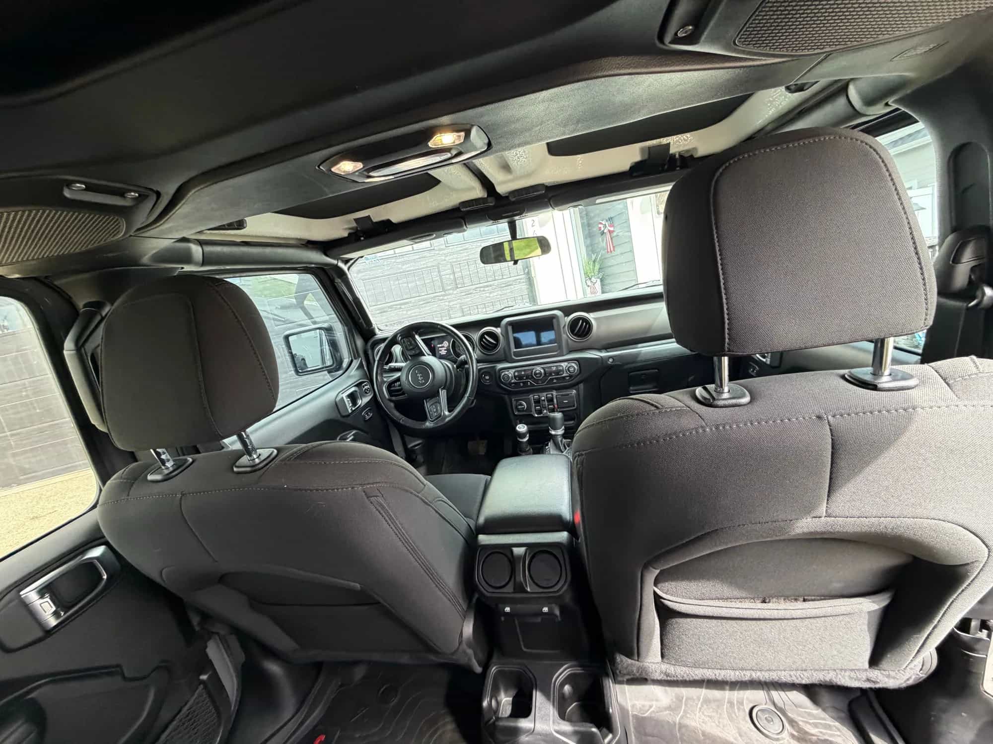 2020 Jeep Gladiator - Photo 4