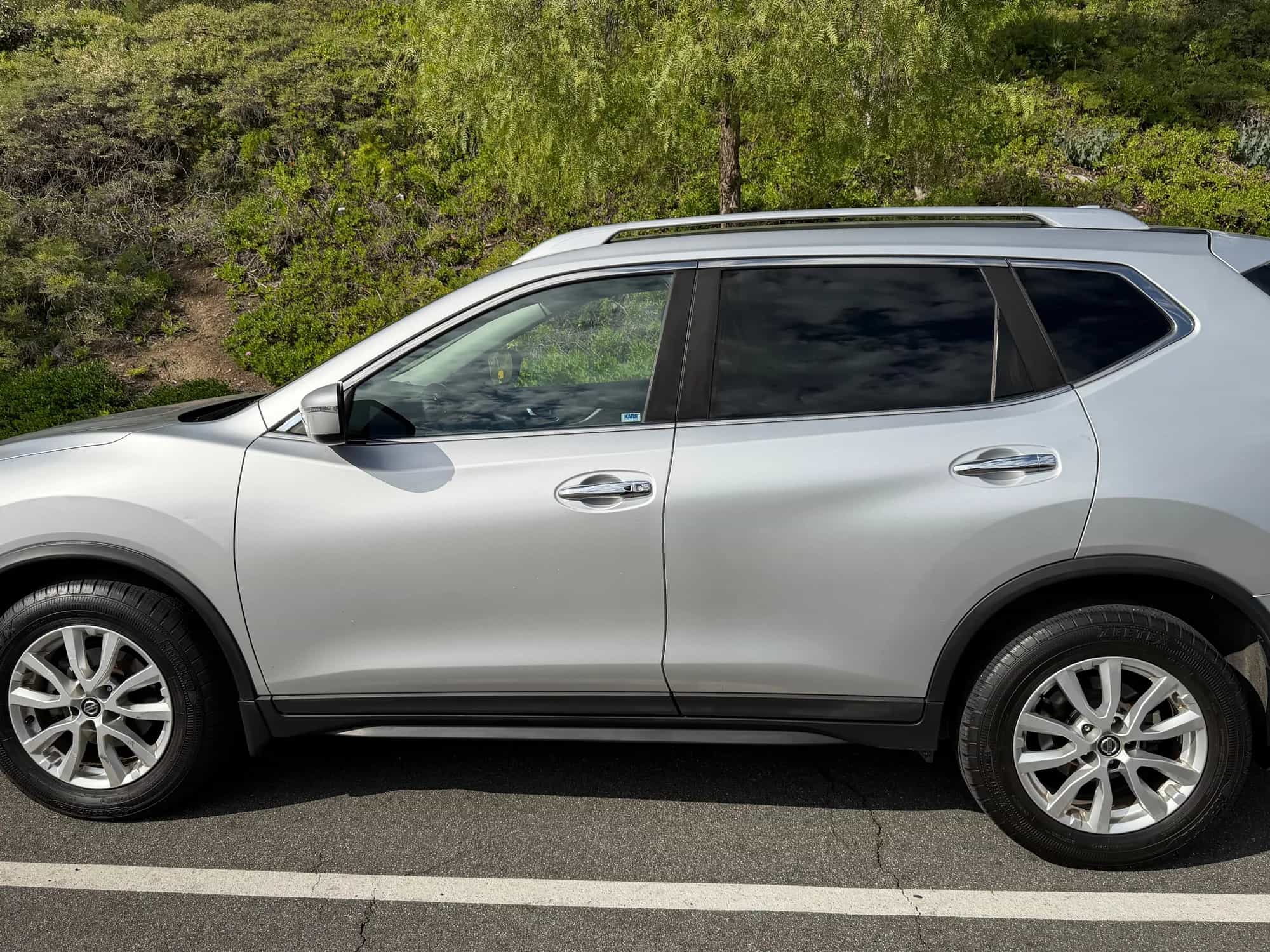 2018 Nissan Rogue - Photo 2