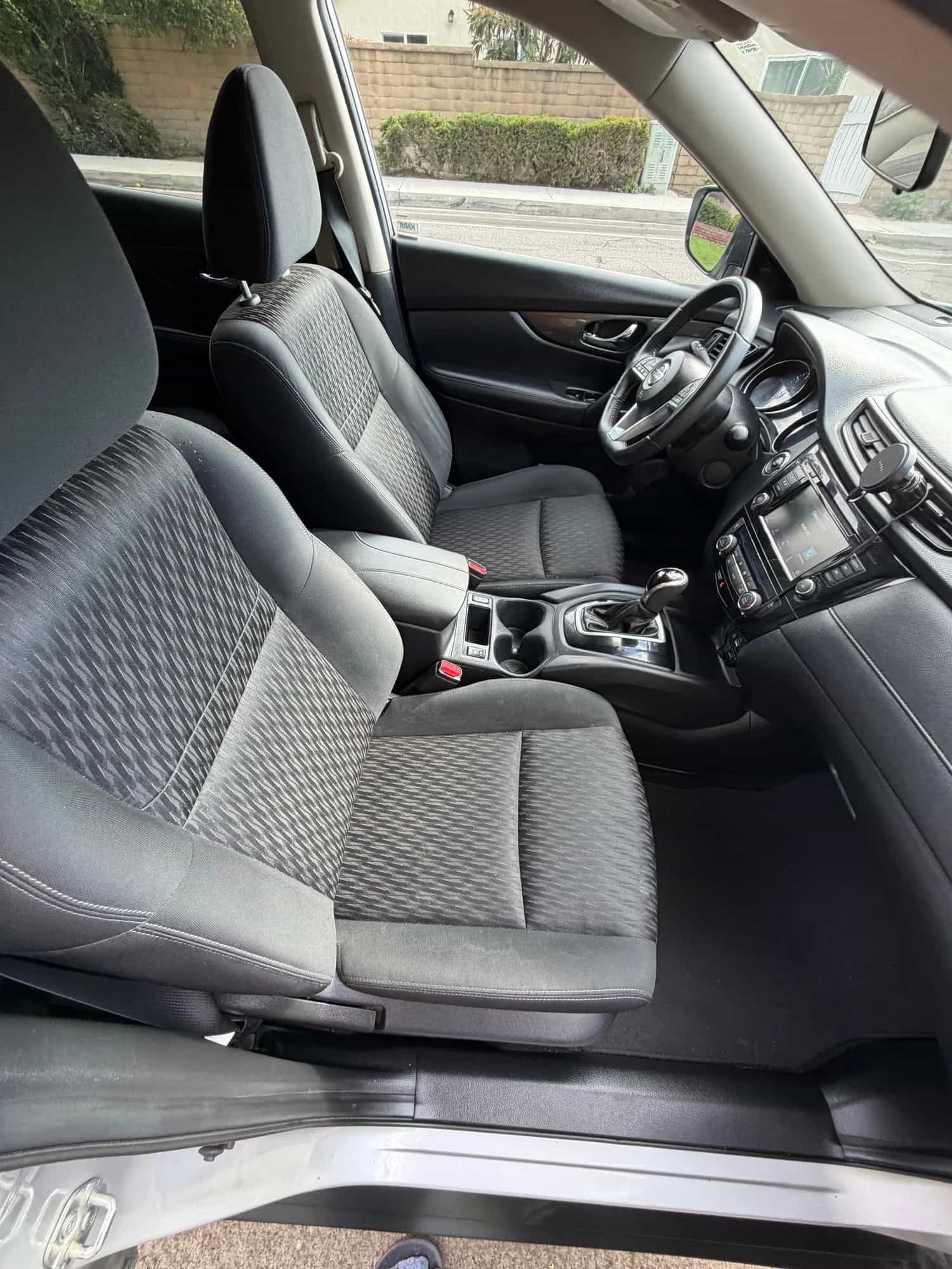 2018 Nissan Rogue - Photo 4