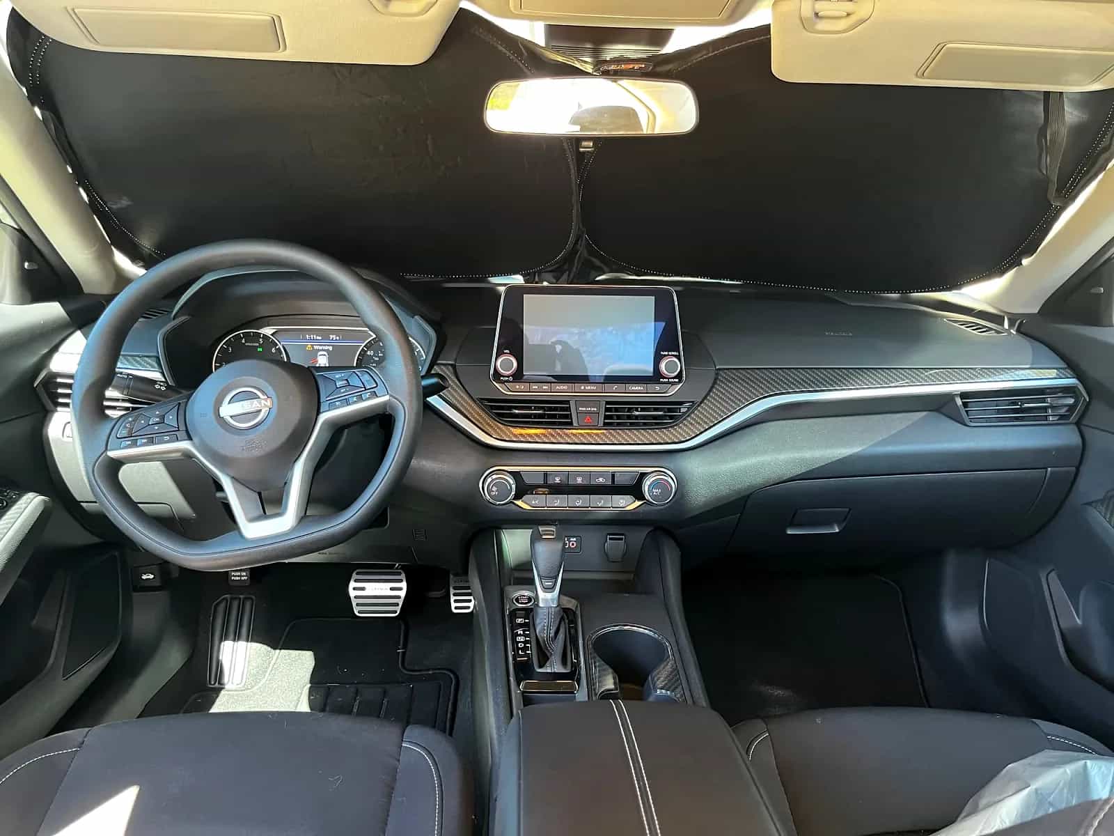 2025 Nissan Altima - Photo 3