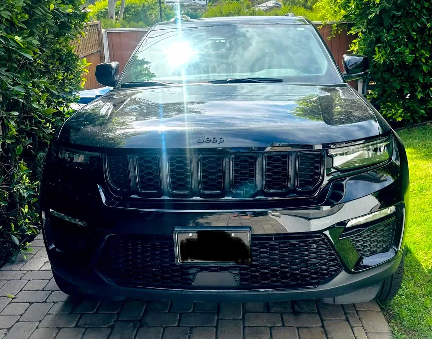 2025 Jeep Grand Cherokee - Photo 2