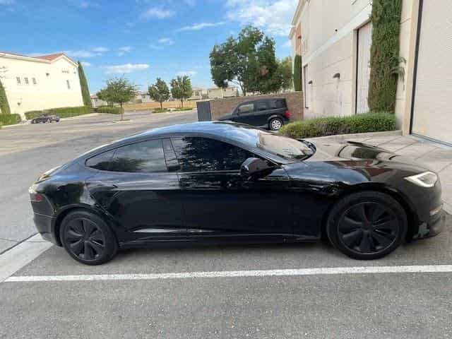 2021 Tesla Model S - Photo 3