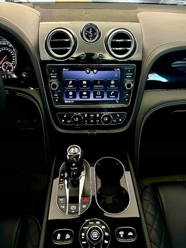 2017 Bentley Bentayga W12 - Photo 3