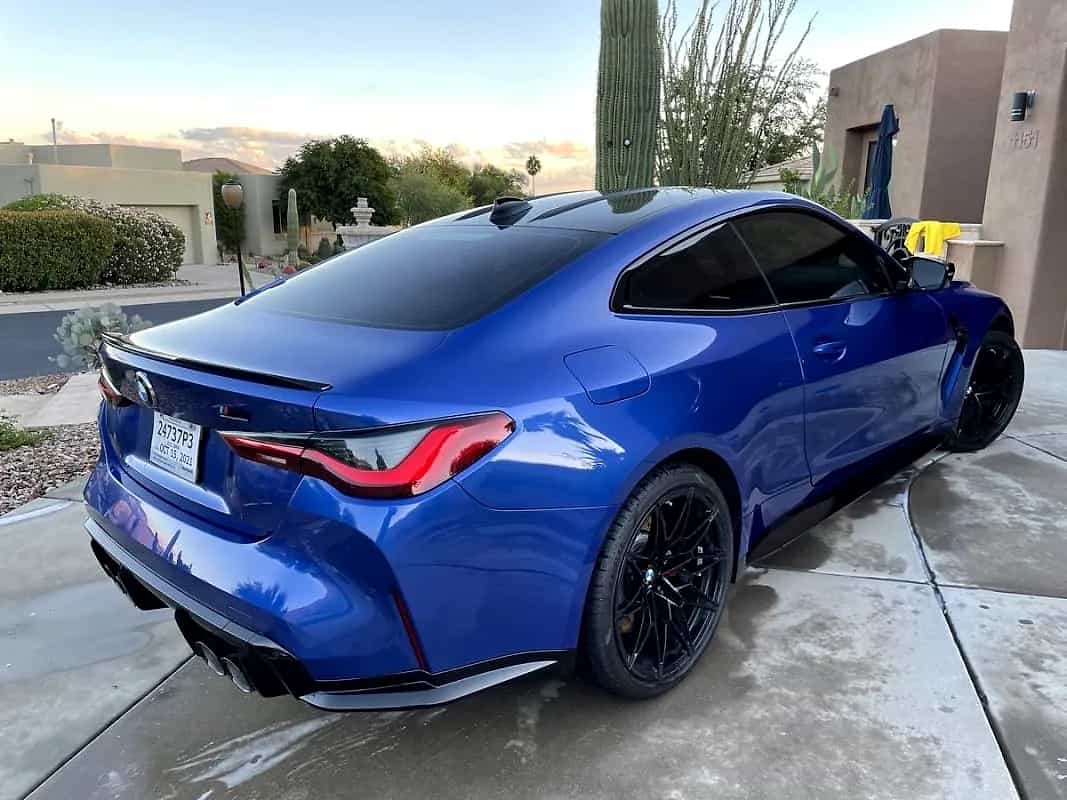 2021 BMW M4 Competition - Photo 3