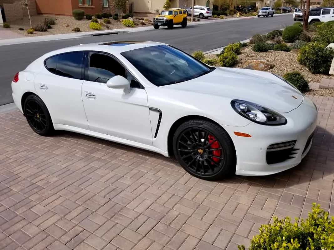 2015 Porsche Panamera Turbo - Photo 2