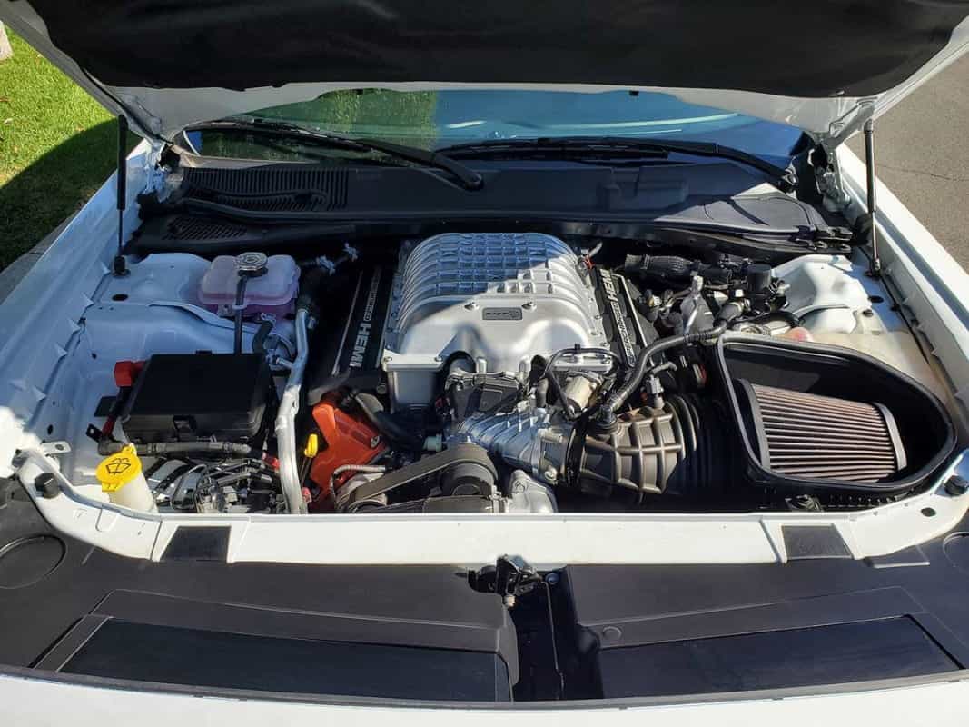 2020 Dodge Challenger SRT Hellcat - Photo 2