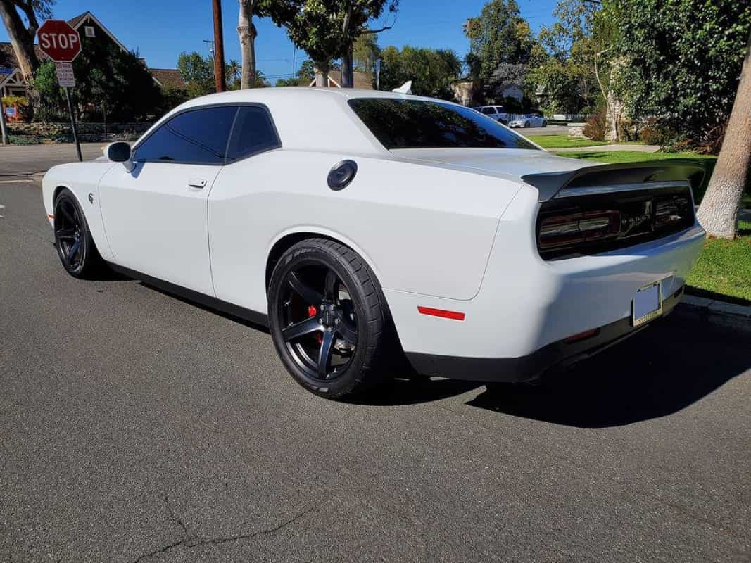 2020 Dodge Challenger SRT Hellcat - Photo 3