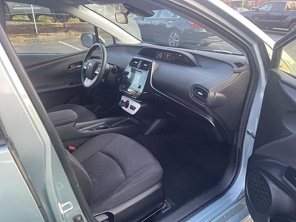 2018 Toyota Prius - Photo 4