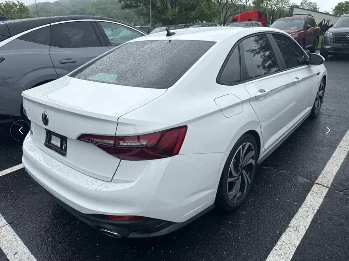 2024 Volkswagen Jetta GLI - Photo 4