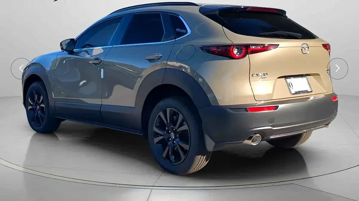 2025 Mazda CX-30 - Photo 3