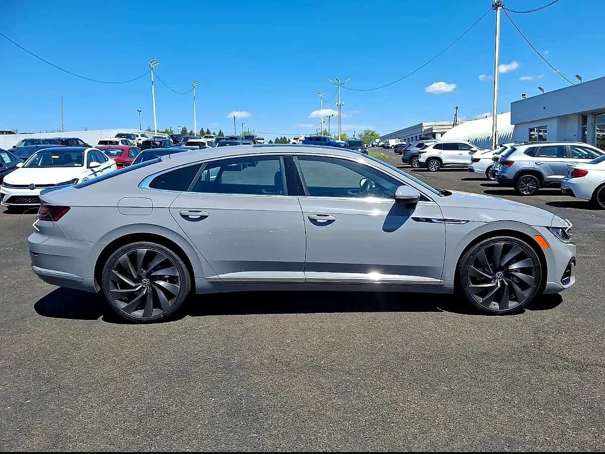 2023 Volkswagen Arteon - Photo 2