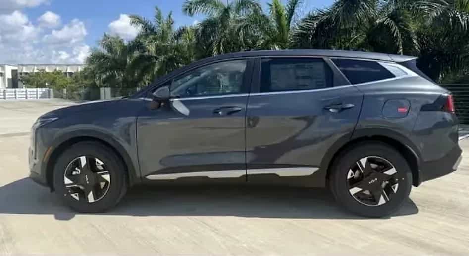 2026 Kia Sportage - Photo 3
