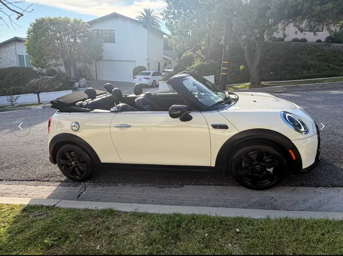 2023 MINI Cooper Convertible - Photo 2