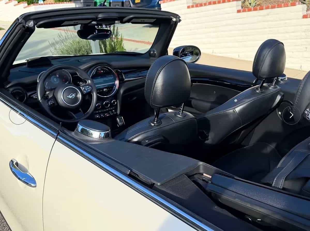 2023 MINI Cooper Convertible - Photo 4