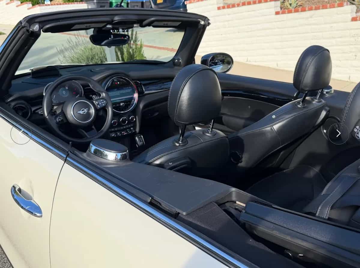 2023 MINI Cooper Convertible - Photo 4