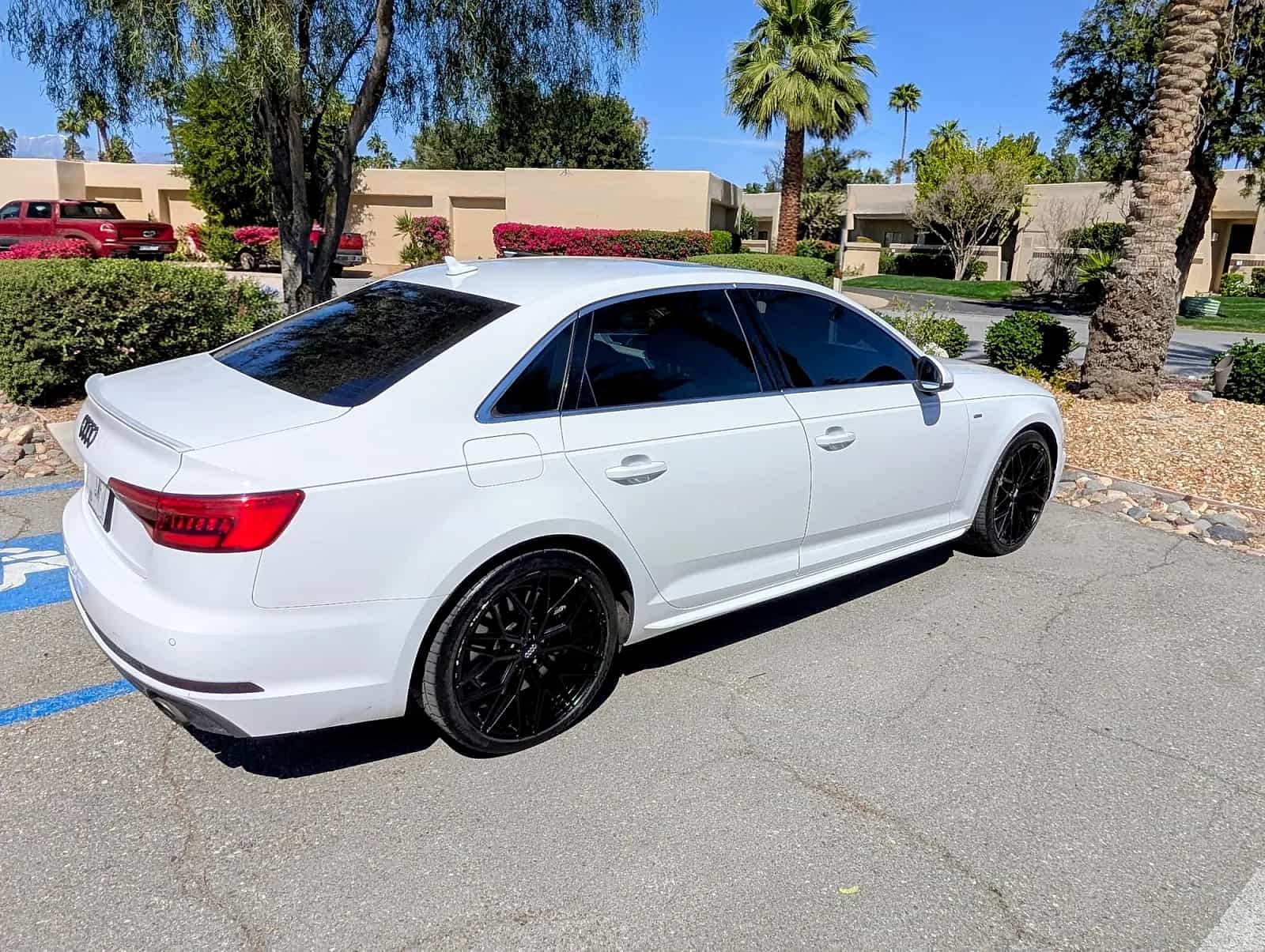 2017 Audi A4 - Photo 3