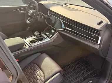 2025 Audi RS Q8 - Photo 3