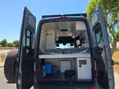 2023 Mercedes-Benz Sprinter - Photo 4
