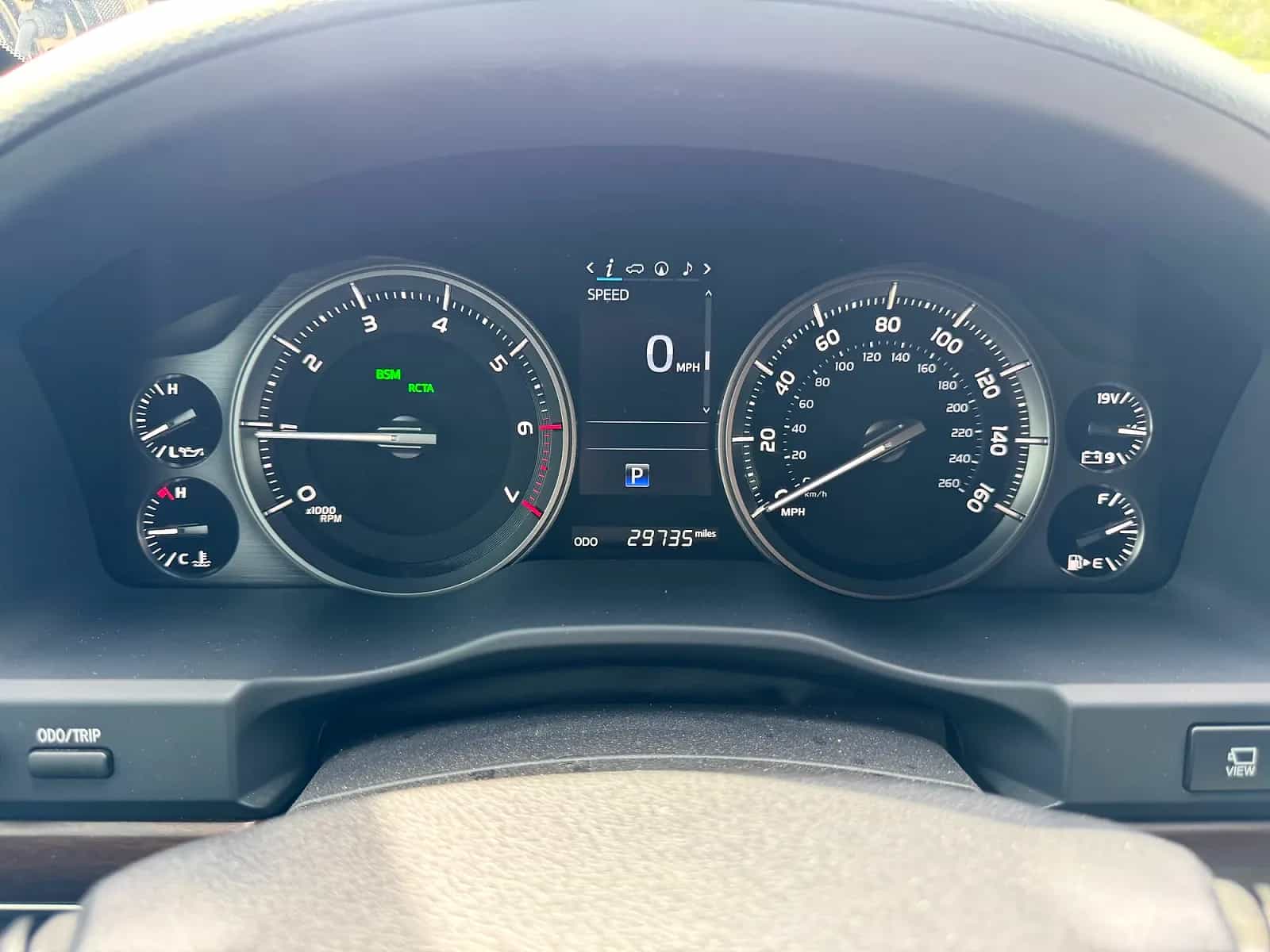 2021 Toyota Land Cruiser - Photo 4
