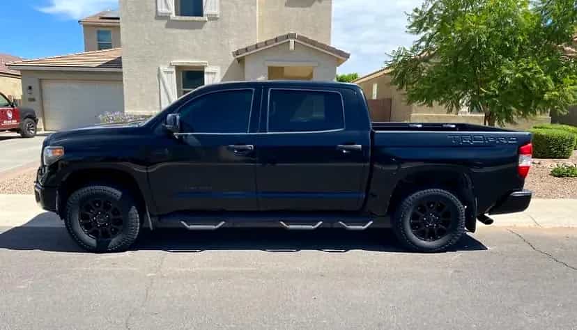 2015 Toyota Tundra - Photo 2