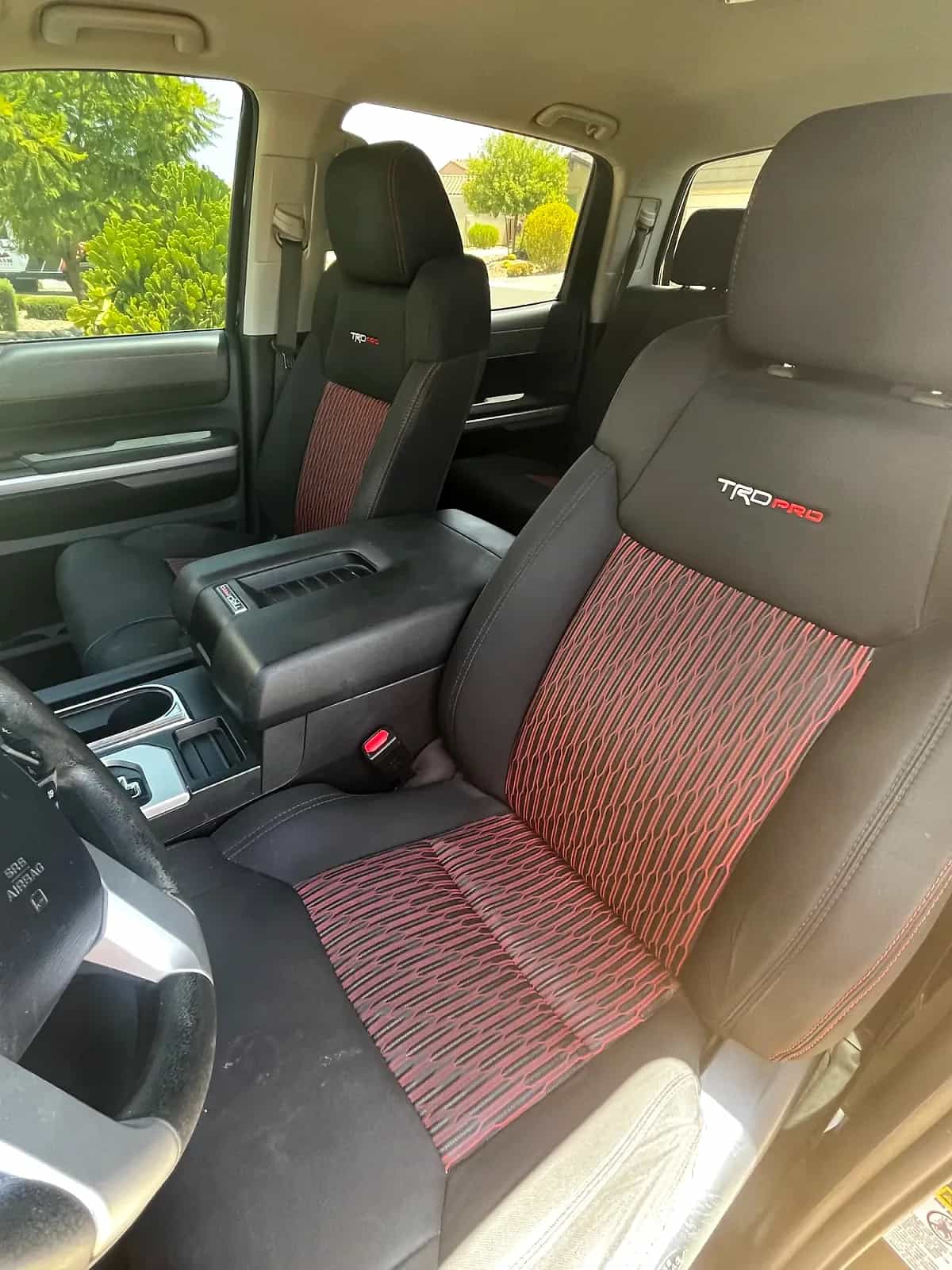 2015 Toyota Tundra - Photo 4