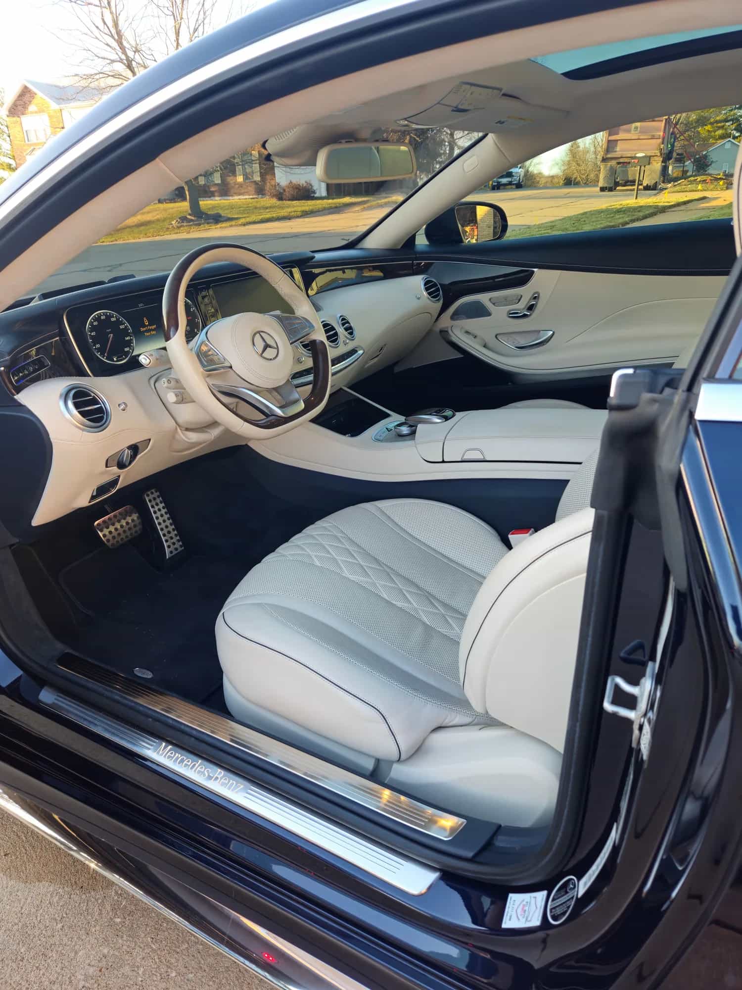 2017 Mercedes-Benz S-Class - Photo 5