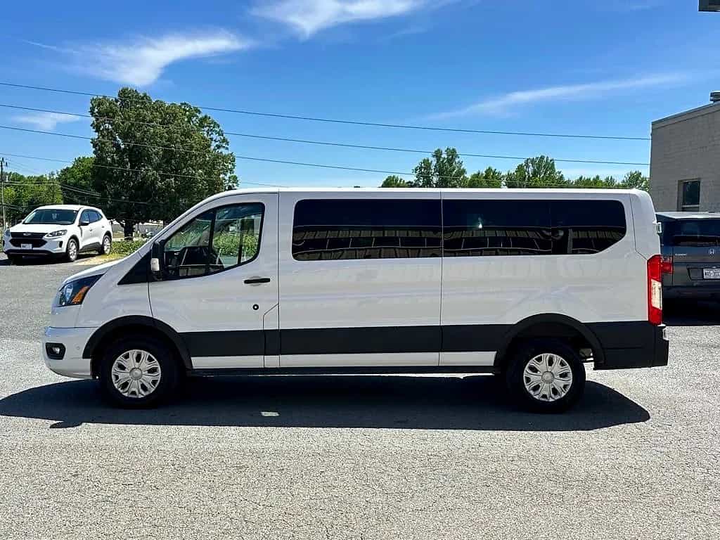 2023 Ford Transit - Photo 2