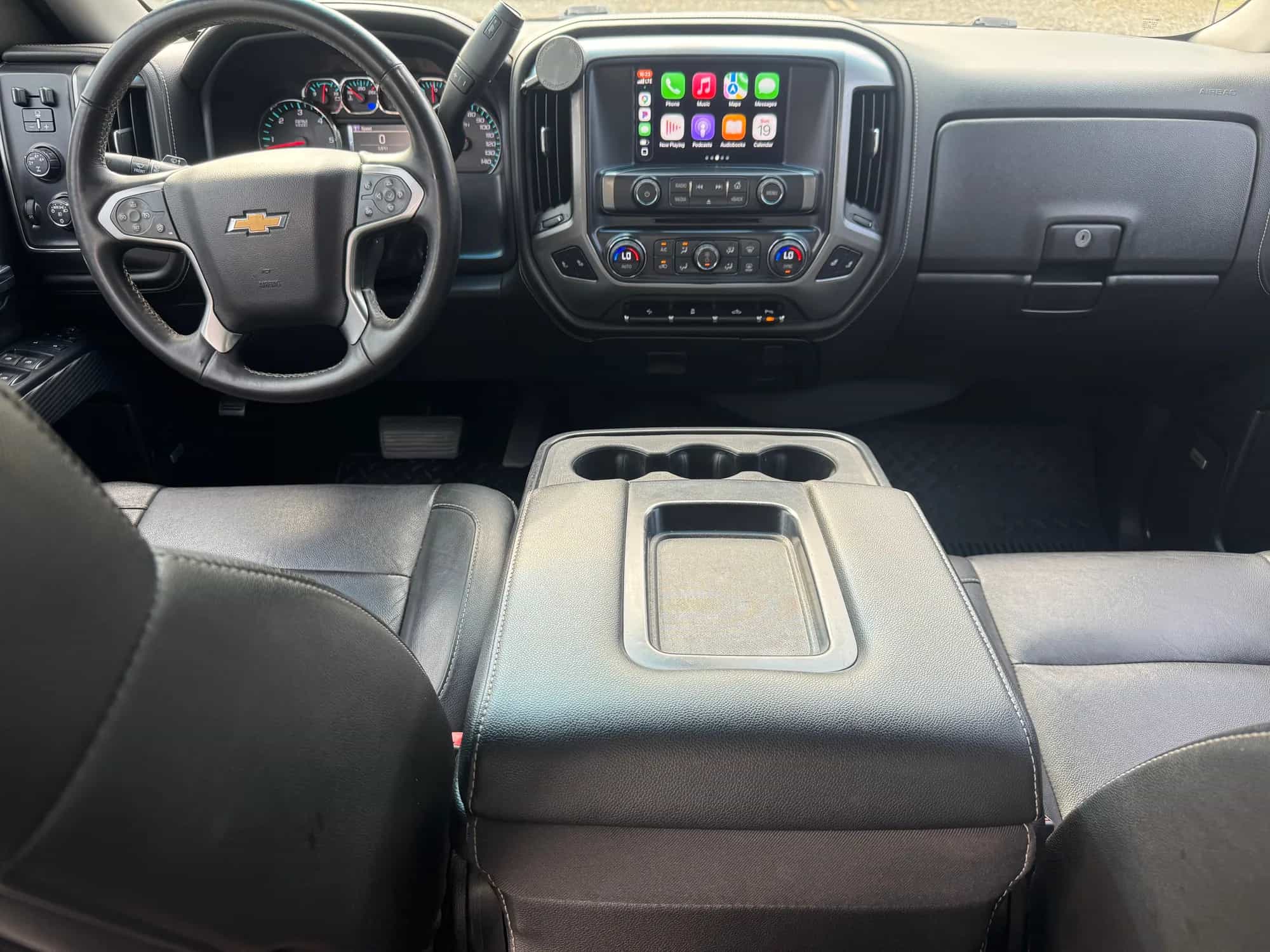 2015 Chevrolet Silverado - Photo 5