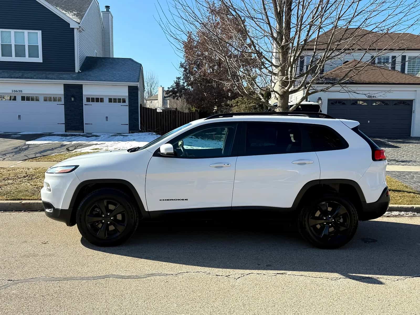 2017 Jeep Cherokee - Photo 2