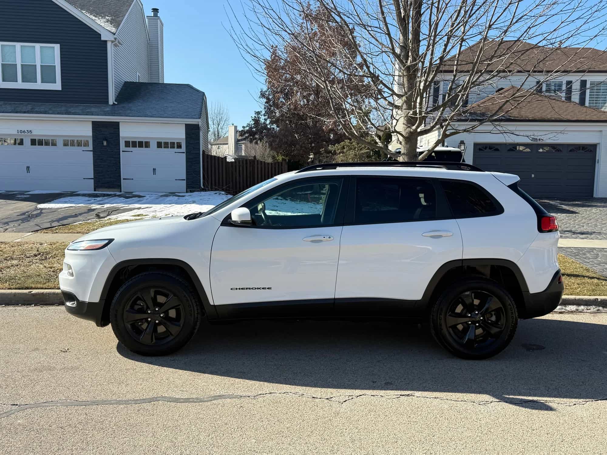 2017 Jeep Cherokee - Photo 2
