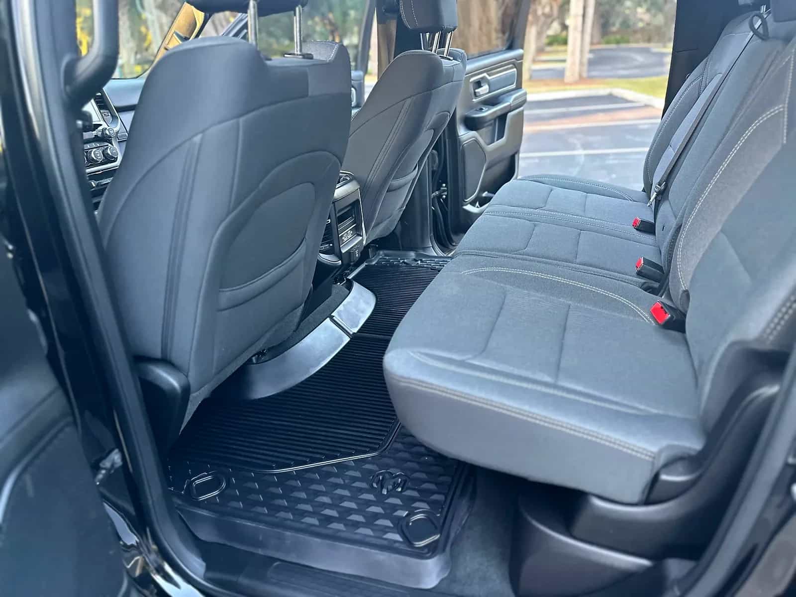 2022 RAM 1500 - Photo 4