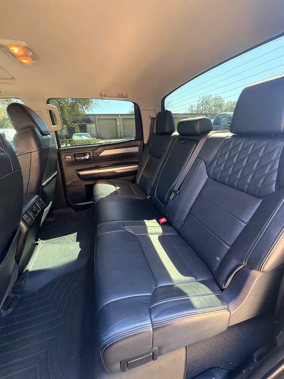 2015 Toyota Tundra - Photo 3