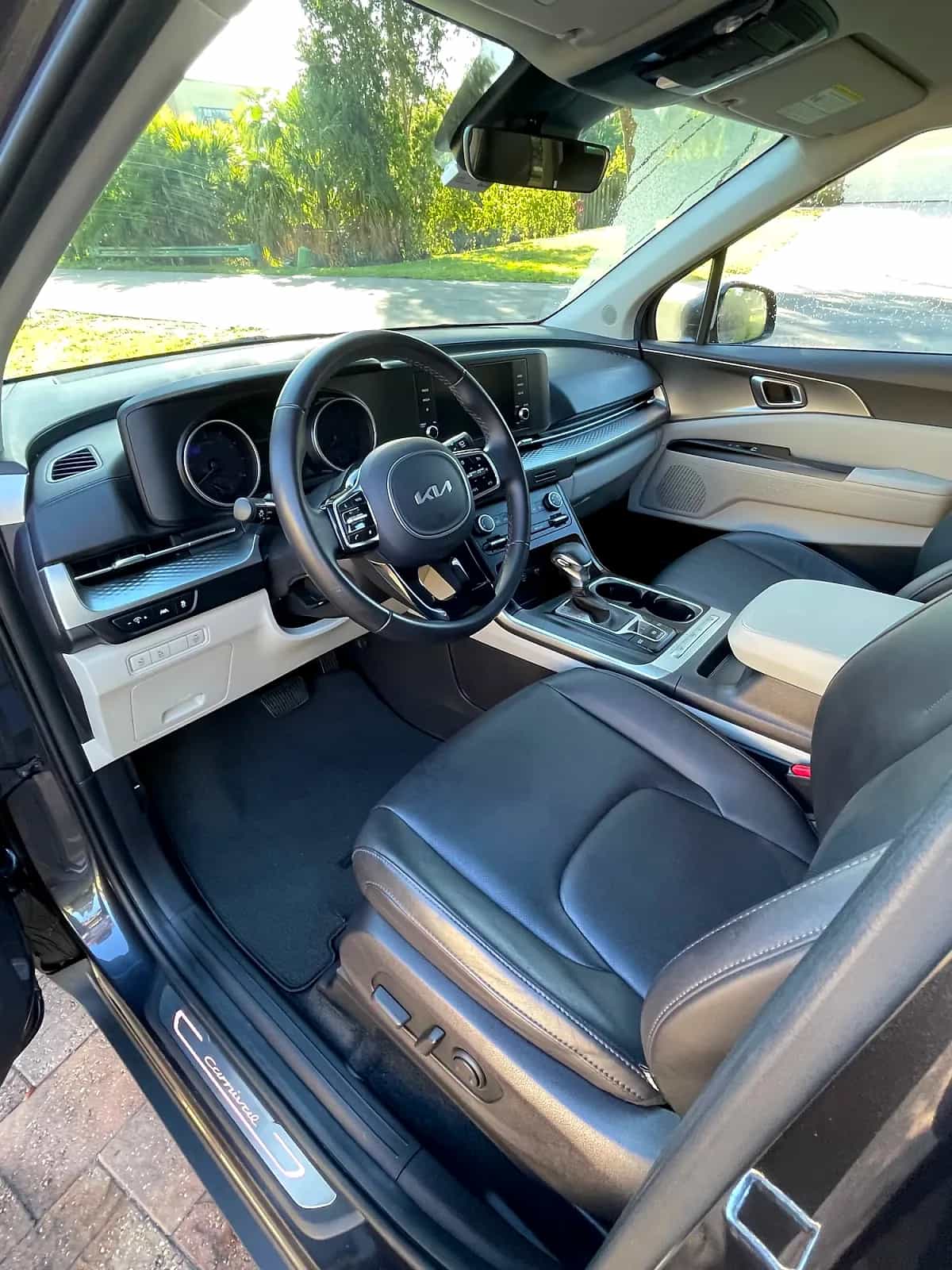 2023 Kia Carnival - Photo 4