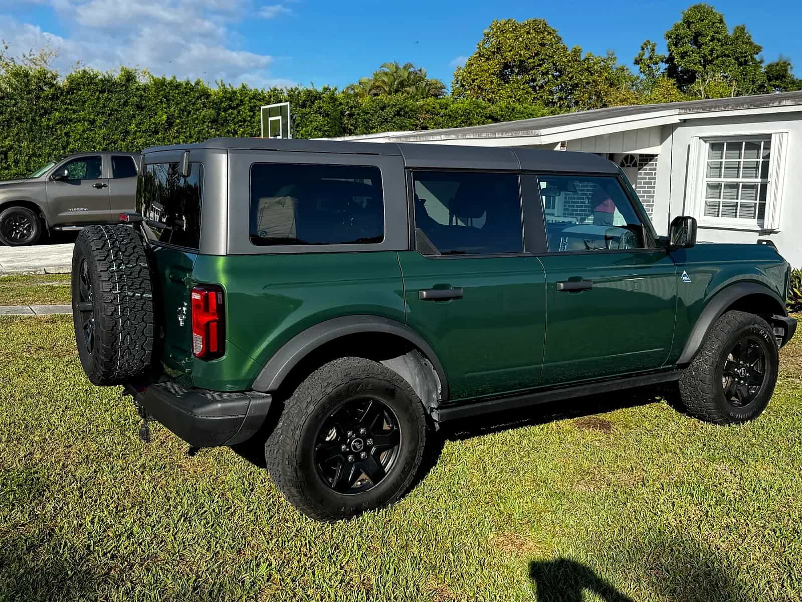 2024 Ford Bronco - Photo 4