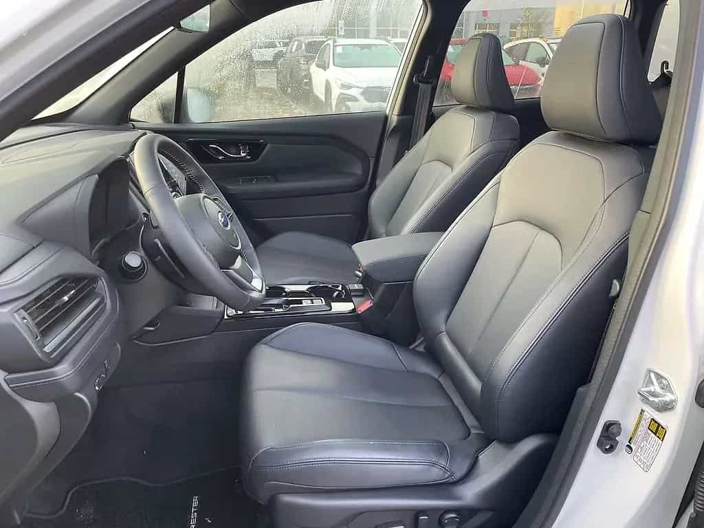 2026 Subaru Forester - Photo 4